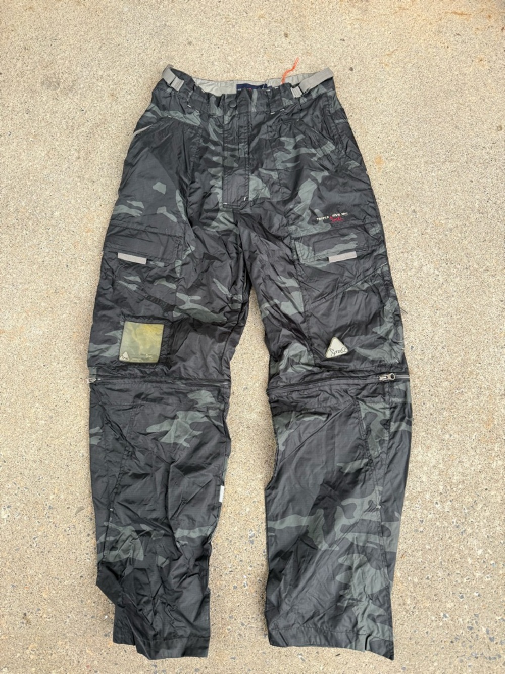 Triple Five Soul Men's Black & Gray Camo Cargo Pants